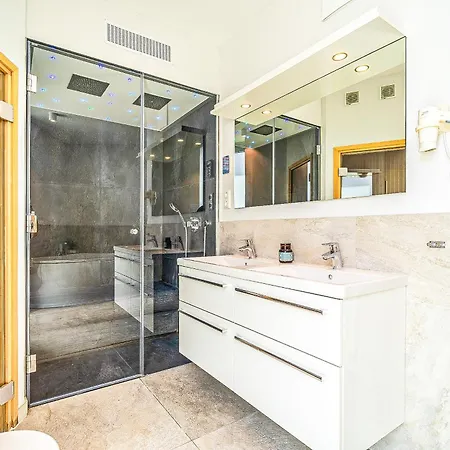 Promenadenvilla 03 04 Lubeka