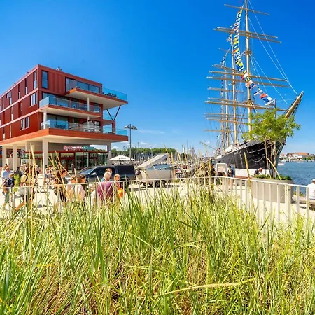 Promenadenvilla 03 04 * Lubeka